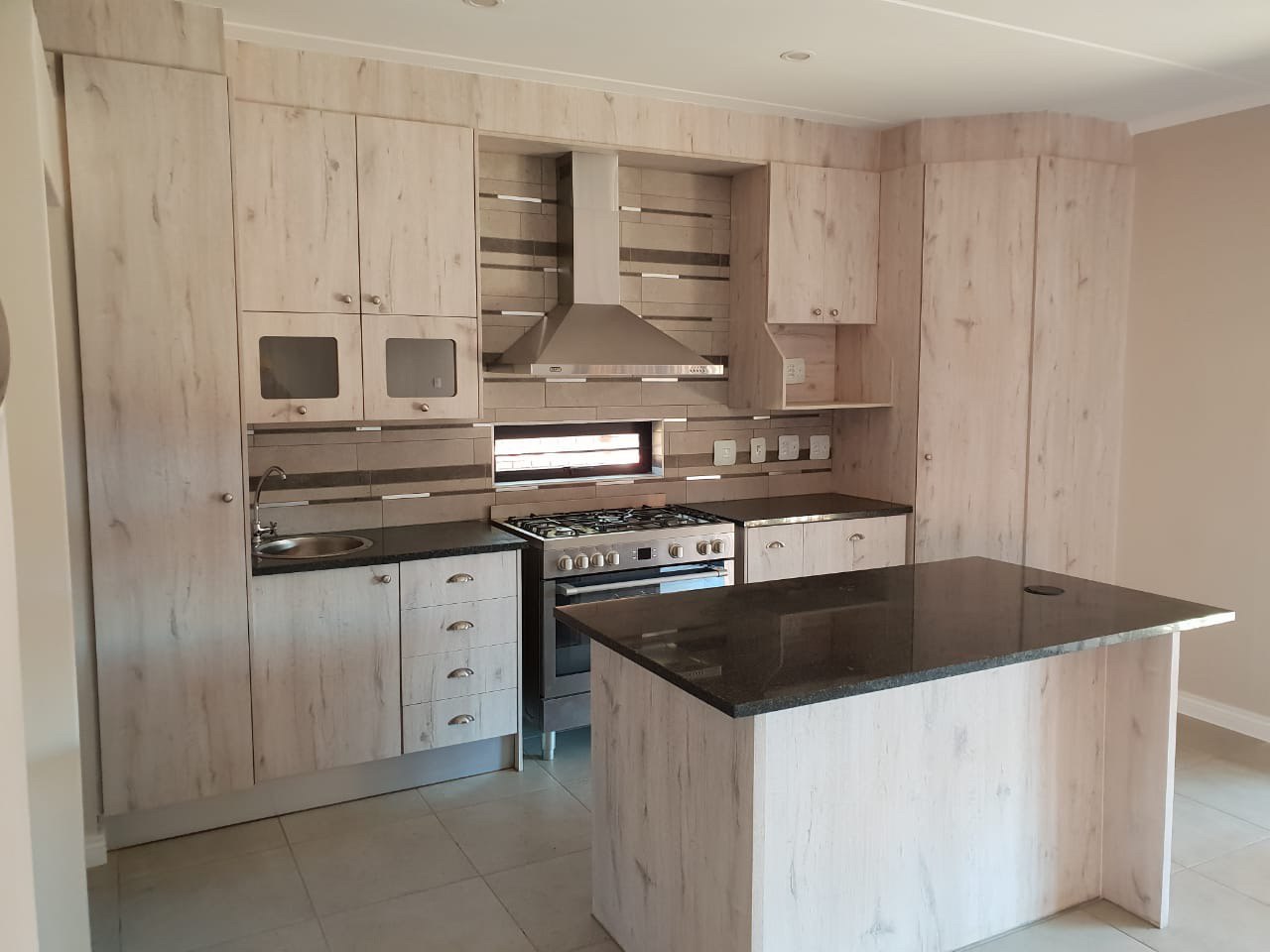 Kitchens custom cabinetry project by Lé Grandt Woodcraft