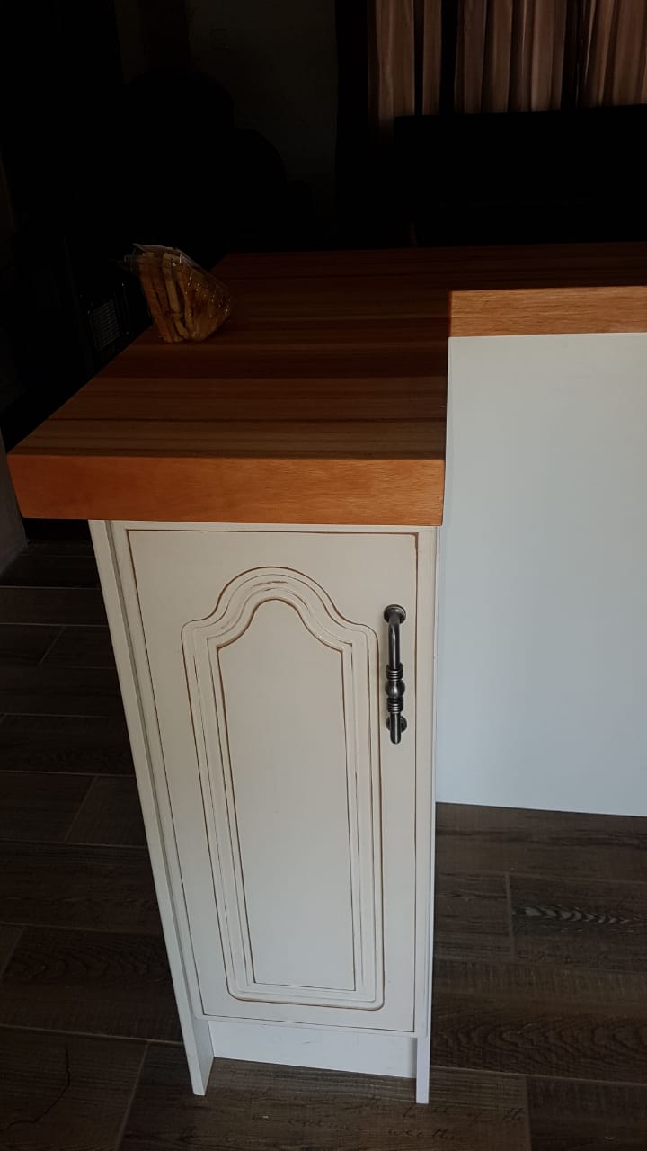 Kitchens custom cabinetry project by Lé Grandt Woodcraft