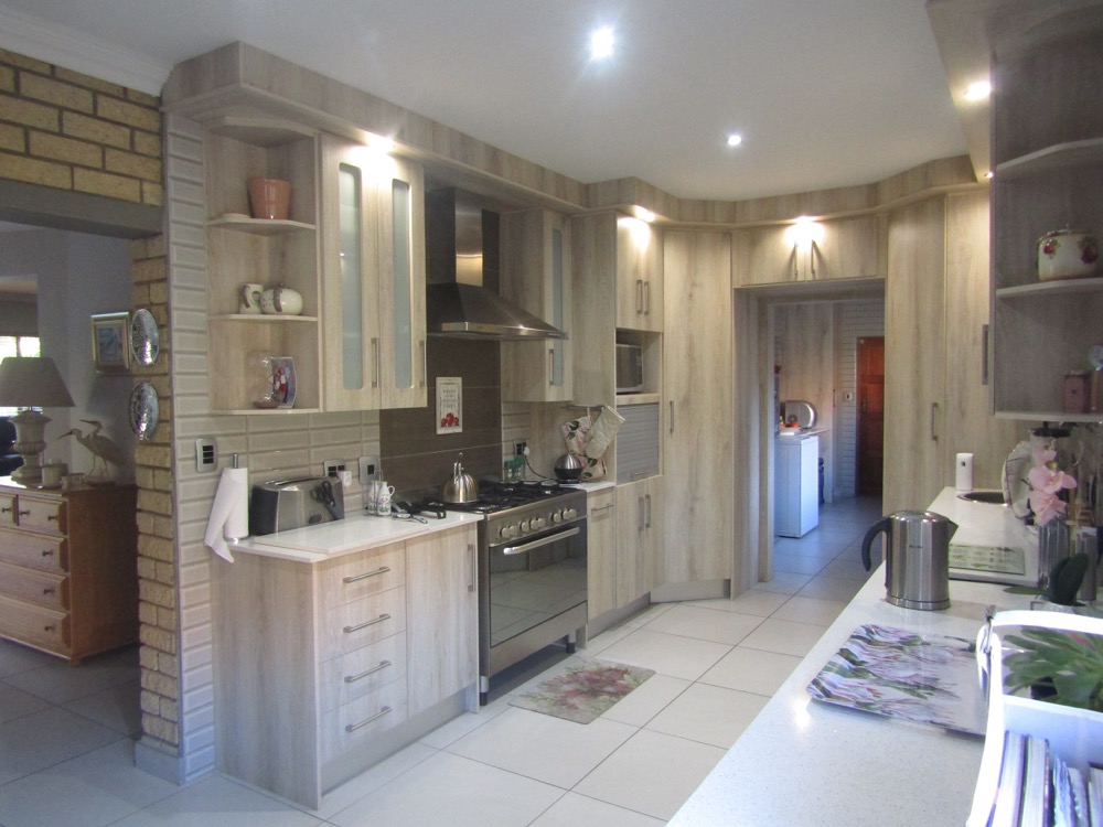 Kitchens custom cabinetry project by Lé Grandt Woodcraft