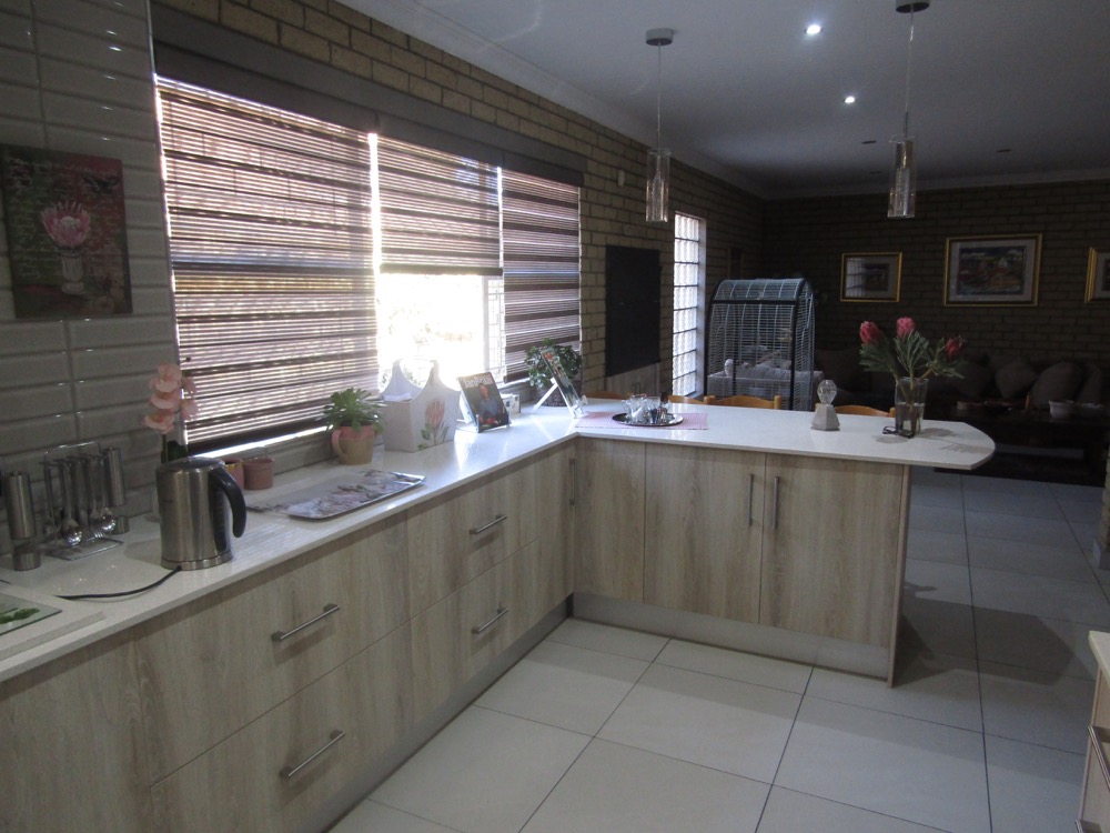 Kitchens custom cabinetry project by Lé Grandt Woodcraft
