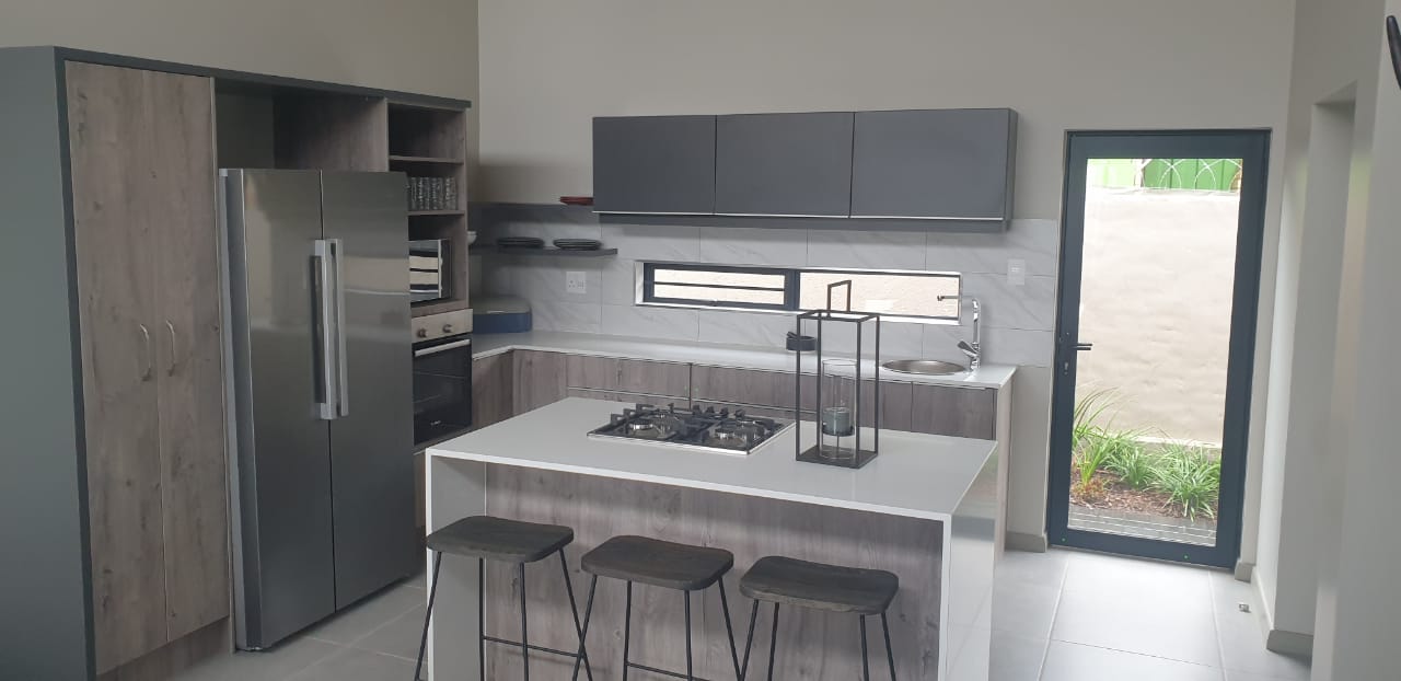 Kitchens custom cabinetry project by Lé Grandt Woodcraft