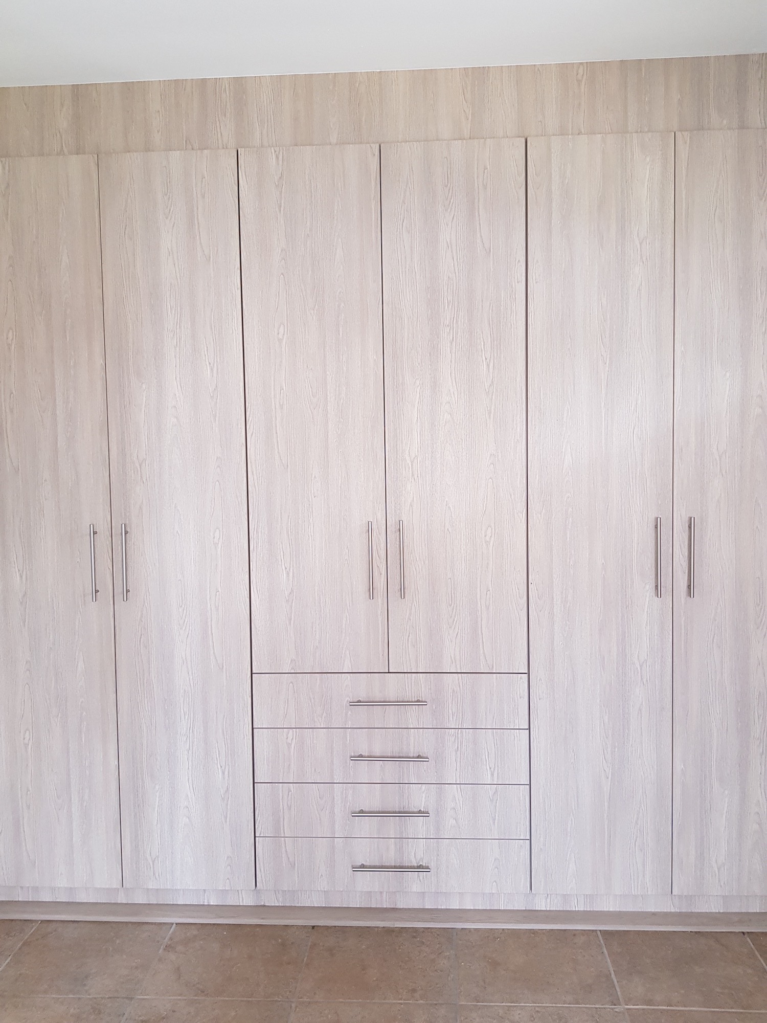 Living custom cabinetry project by Lé Grandt Woodcraft