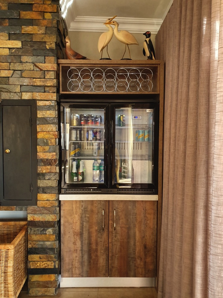 Living custom cabinetry project by Lé Grandt Woodcraft