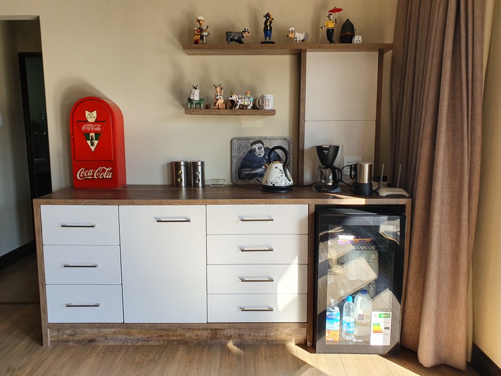 Living custom cabinetry project by Lé Grandt Woodcraft