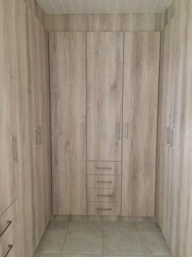 Living custom cabinetry project by Lé Grandt Woodcraft