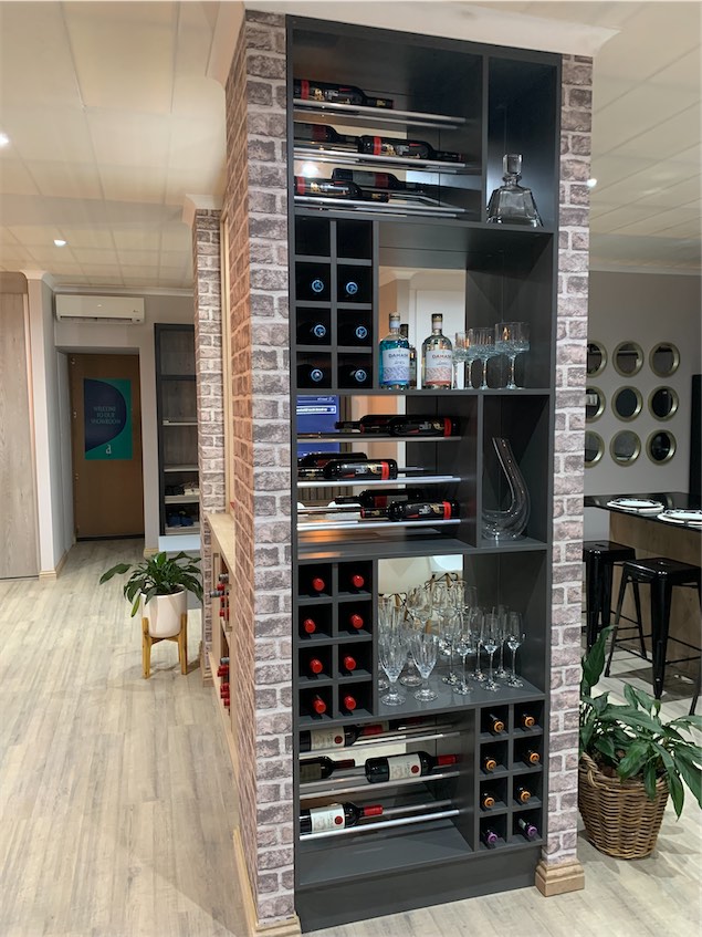 Showroom custom cabinetry project by Lé Grandt Woodcraft
