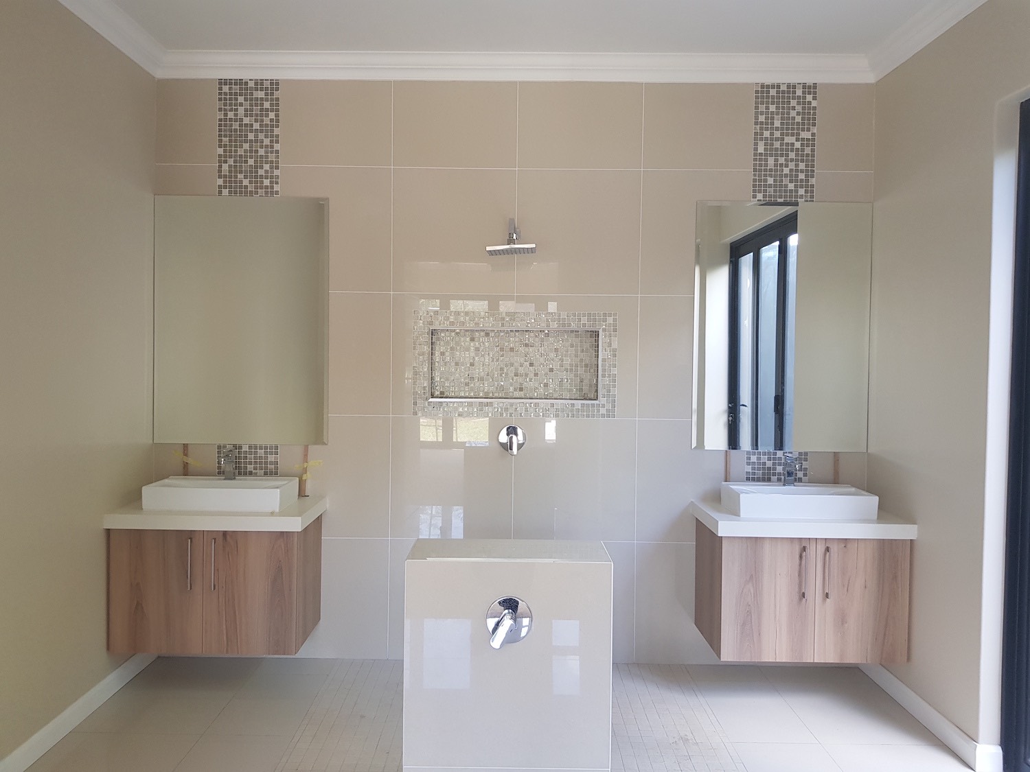 Vanities custom cabinetry project by Lé Grandt Woodcraft