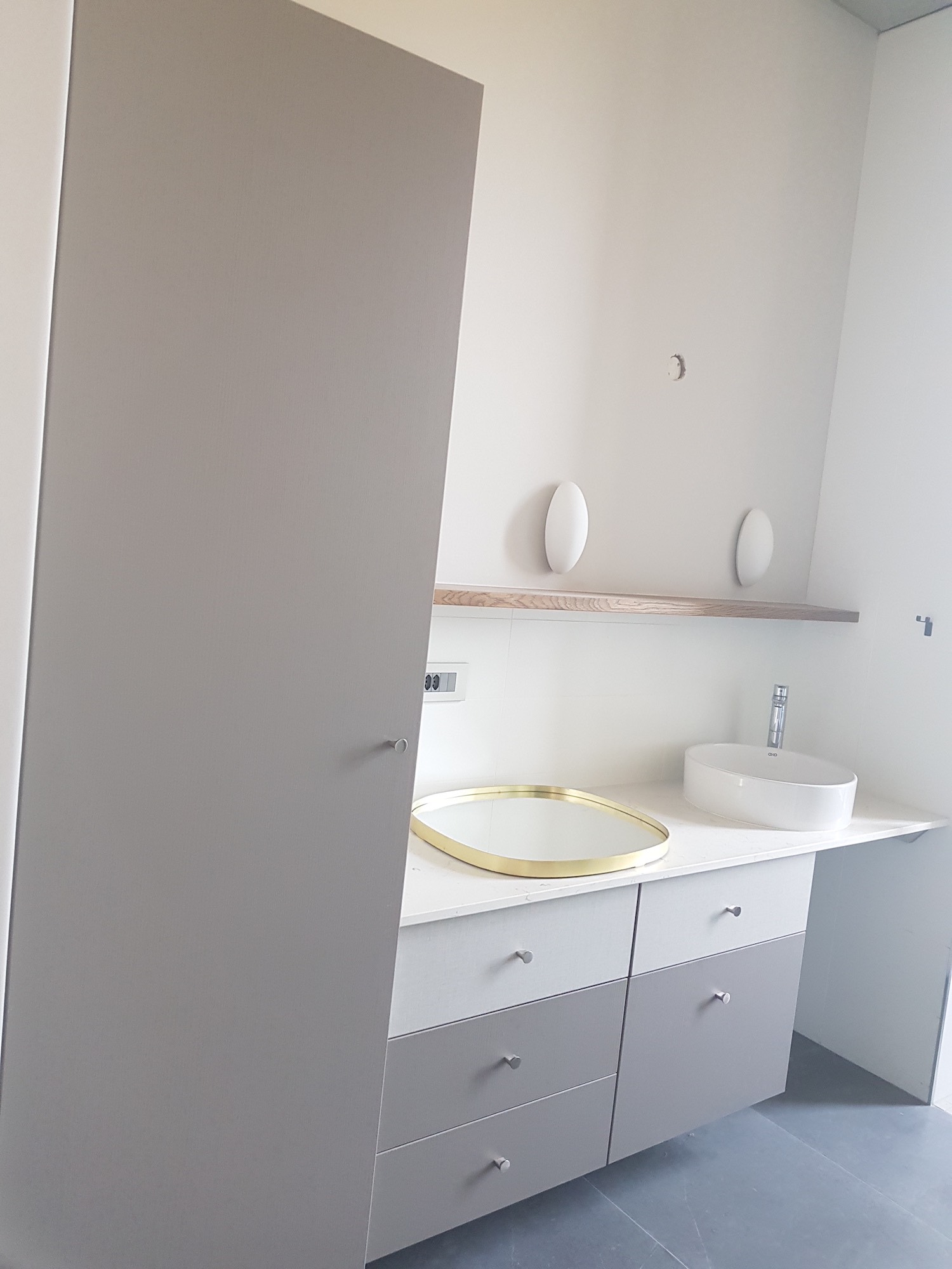 Vanities custom cabinetry project by Lé Grandt Woodcraft