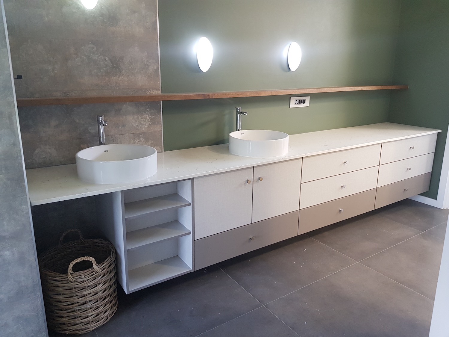 Vanities custom cabinetry project by Lé Grandt Woodcraft